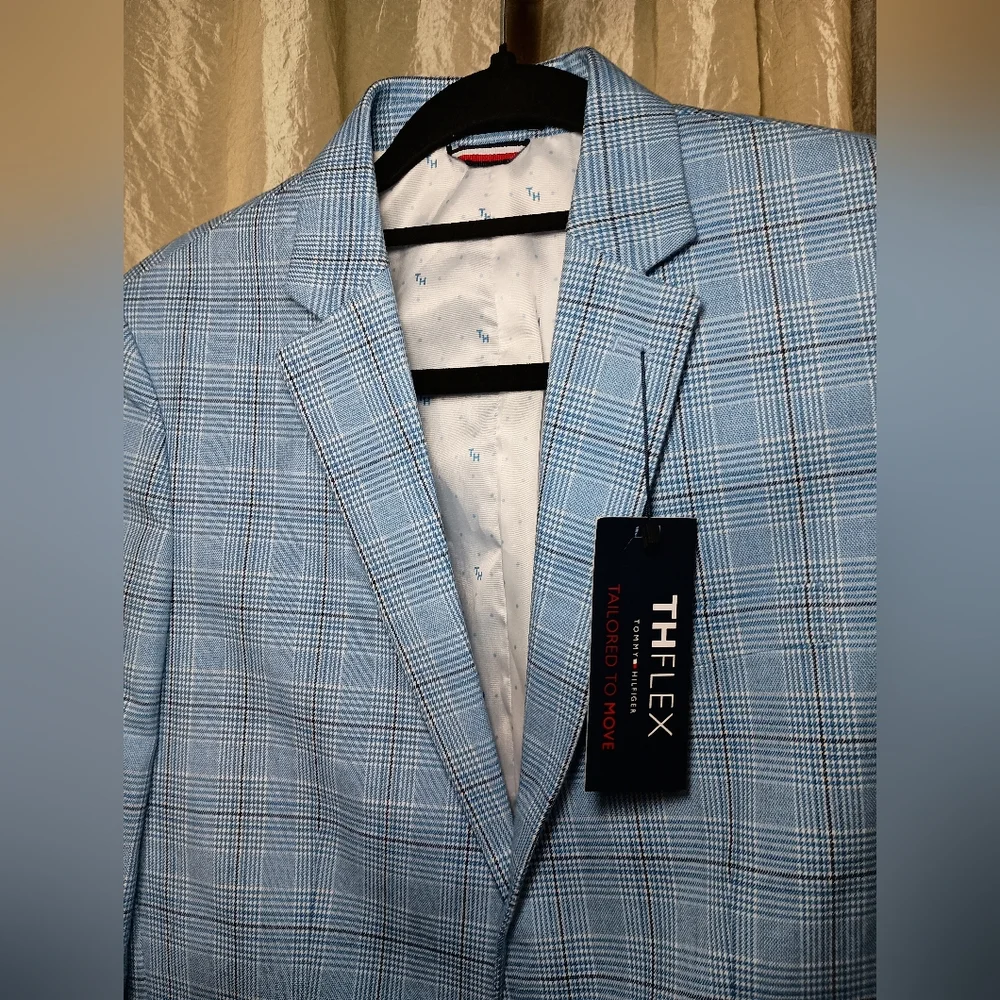 Tommy Hilfiger **host pick